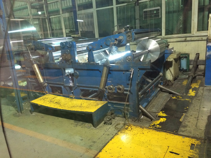 Splitting machine
